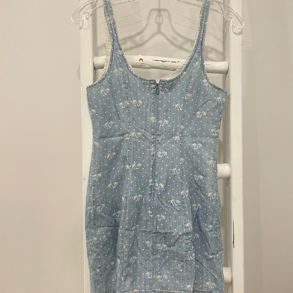Hollister Palm Tree Zip up Dress - Picture 2 of 6